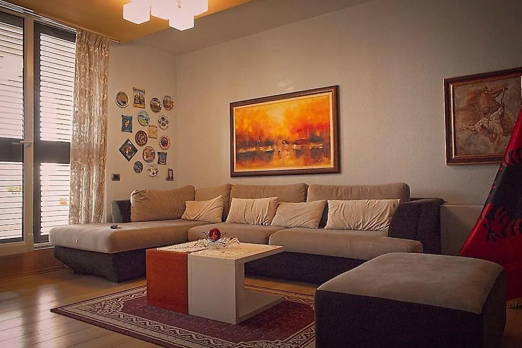 Hari & Tea'S Apartment Near Grand Park Of Tiran